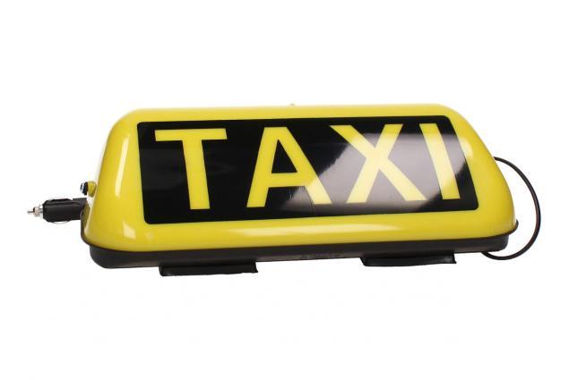 Magnetické světlo Taxi do autozapalovače 28 cm 31014