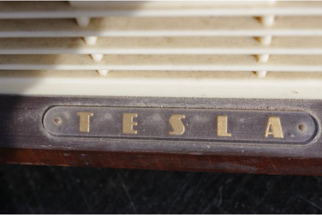 Stará televize Tesla Ametyst 4106U