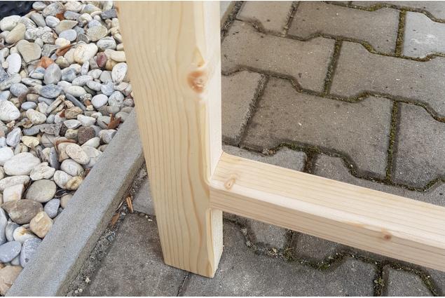 Masivní dřevěná lavička s opěradlem a područkami Heavy Duty I