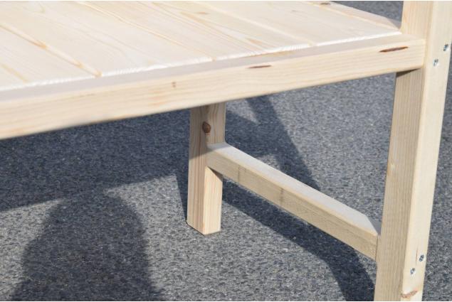 Masivní dřevěná lavička s opěradlem a područkami Heavy Duty I