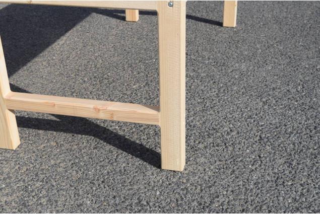Masivní dřevěná lavička s opěradlem a područkami Heavy Duty I