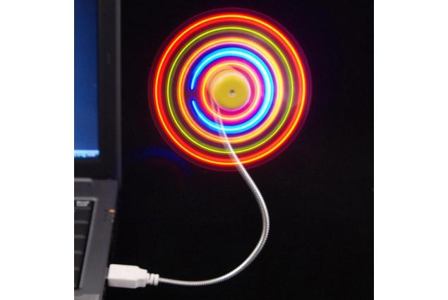 USB větráček s efekty