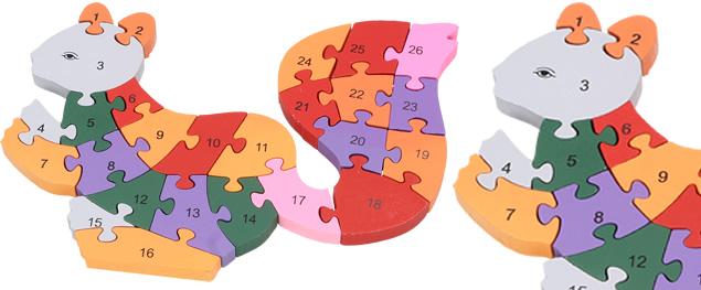 Dřevěné puzzle barevná veverka 26 dílků