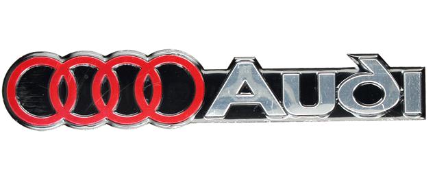 Kovová 3D samolepka Audi 16 × 3 cm